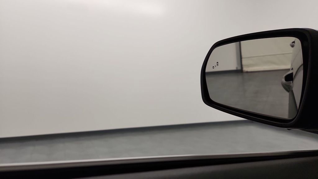 Certified 2024 Ford Edge SEL w/ Convenience Package image 20