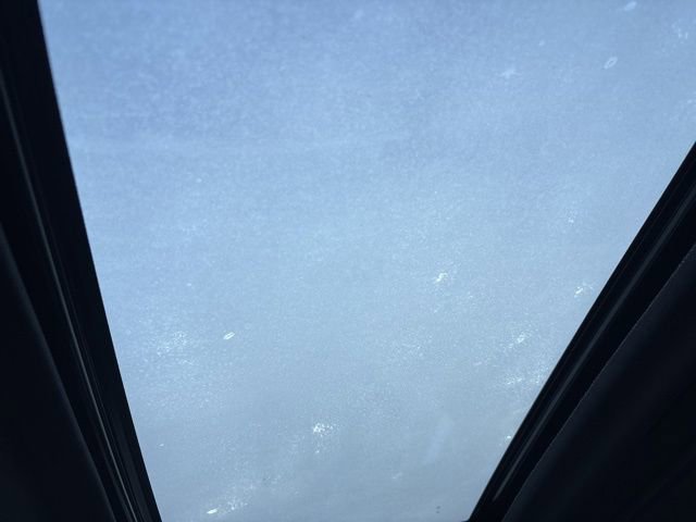 Used 2024 Toyota Sienna XSE w/ XSE Premium Package image 18