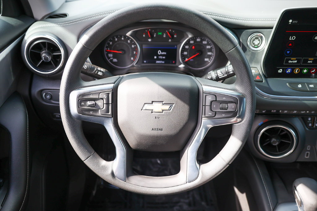 Used 2024 Chevrolet Blazer LT w/ Convenience Package FWD image 8