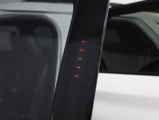 Certified 2020 Ford Explorer XLT w/ Equipment Group 202A image 23