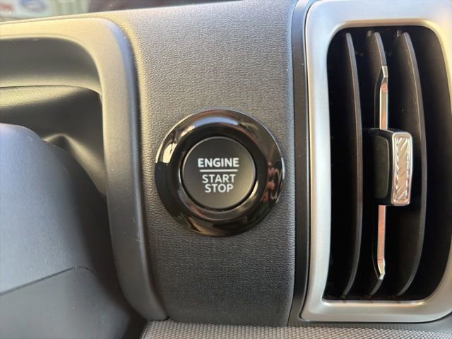 Certified 2025 Ford Expedition Active image 15