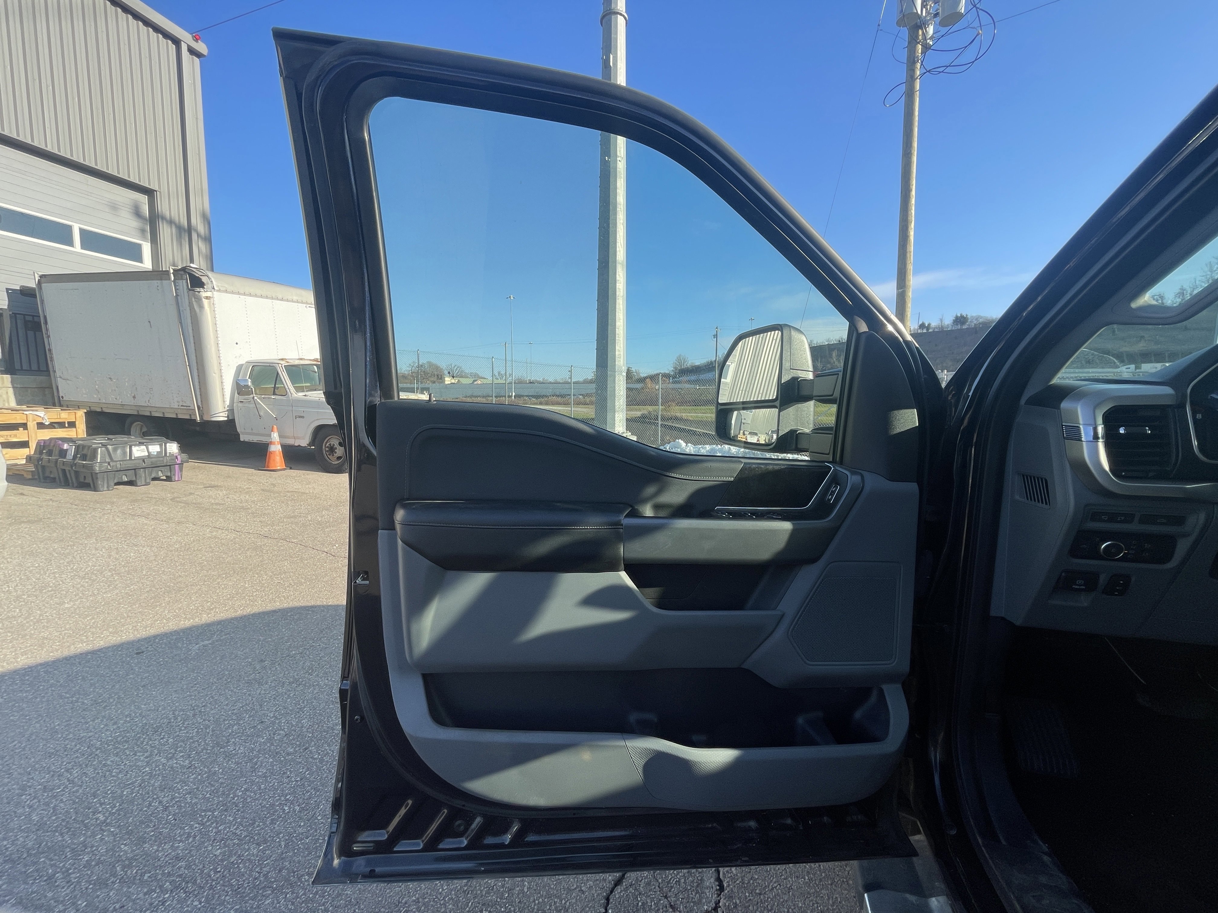 Certified 2021 Ford F150 XLT w/ Equipment Group 302A High image 10