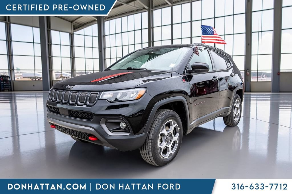 Used 2022 Jeep Compass Trailhawk w/ Trailhawk Convenience Group AWD/4WD image 35