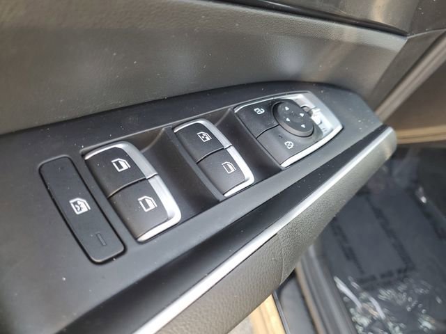 Used 2021 Kia Sorento LX image 17