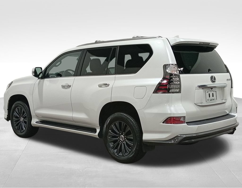 Used 2023 Lexus GX 460 Premium w/ Accessory Package AWD/4WD image 8
