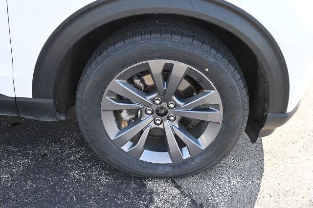 Certified 2023 Ford Explorer XLT AWD/4WD image 16