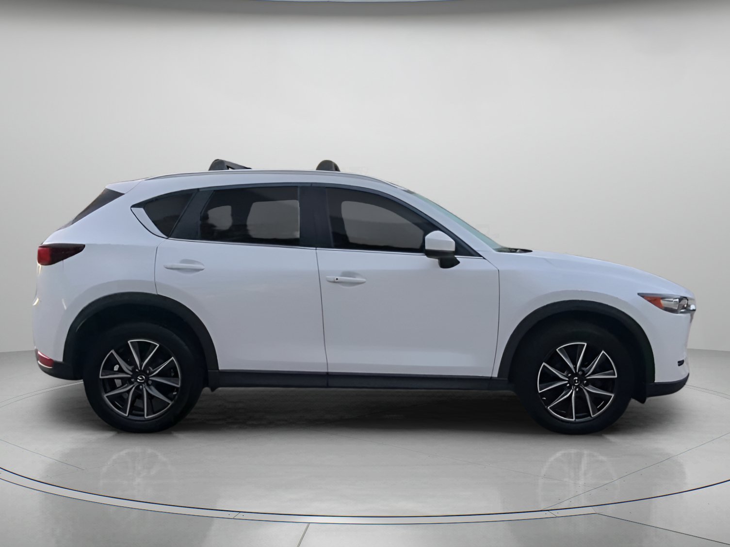 Used 2018 MAZDA CX-5 Touring w/ Preferred Equipment Package FWD image 32
