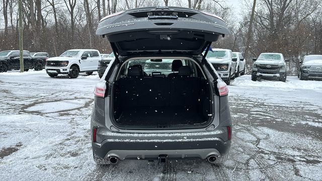 Certified 2023 Ford Edge Titanium w/ Class II Trailer Tow Package image 30