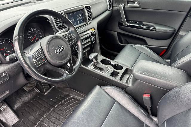 Used 2019 Kia Sportage EX w/ EX Premium Package FWD image 3