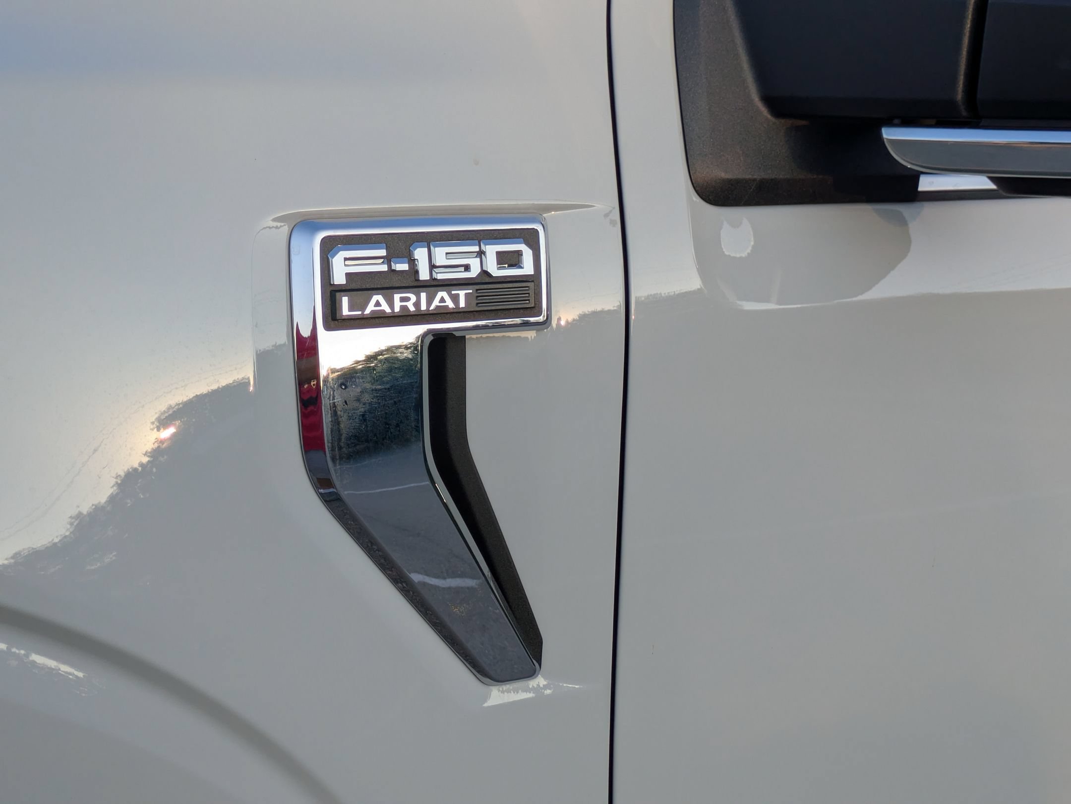 Certified 2024 Ford F150 Lariat w/ FX4 Off-Road Package AWD/4WD image 12