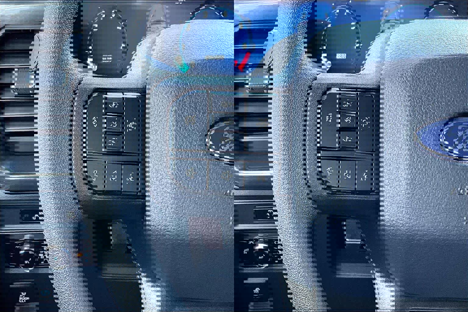 Certified 2025 Ford F150 STX w/ Equipment Group 200A image 26