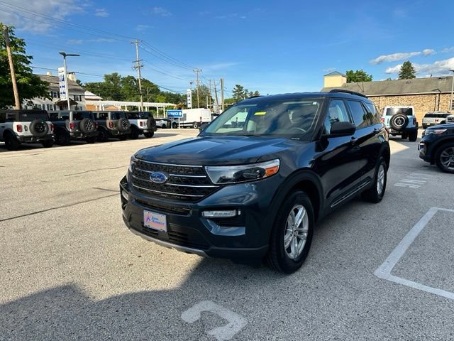 Certified 2023 Ford Explorer XLT w/ Equipment Group 202A AWD/4WD image 6
