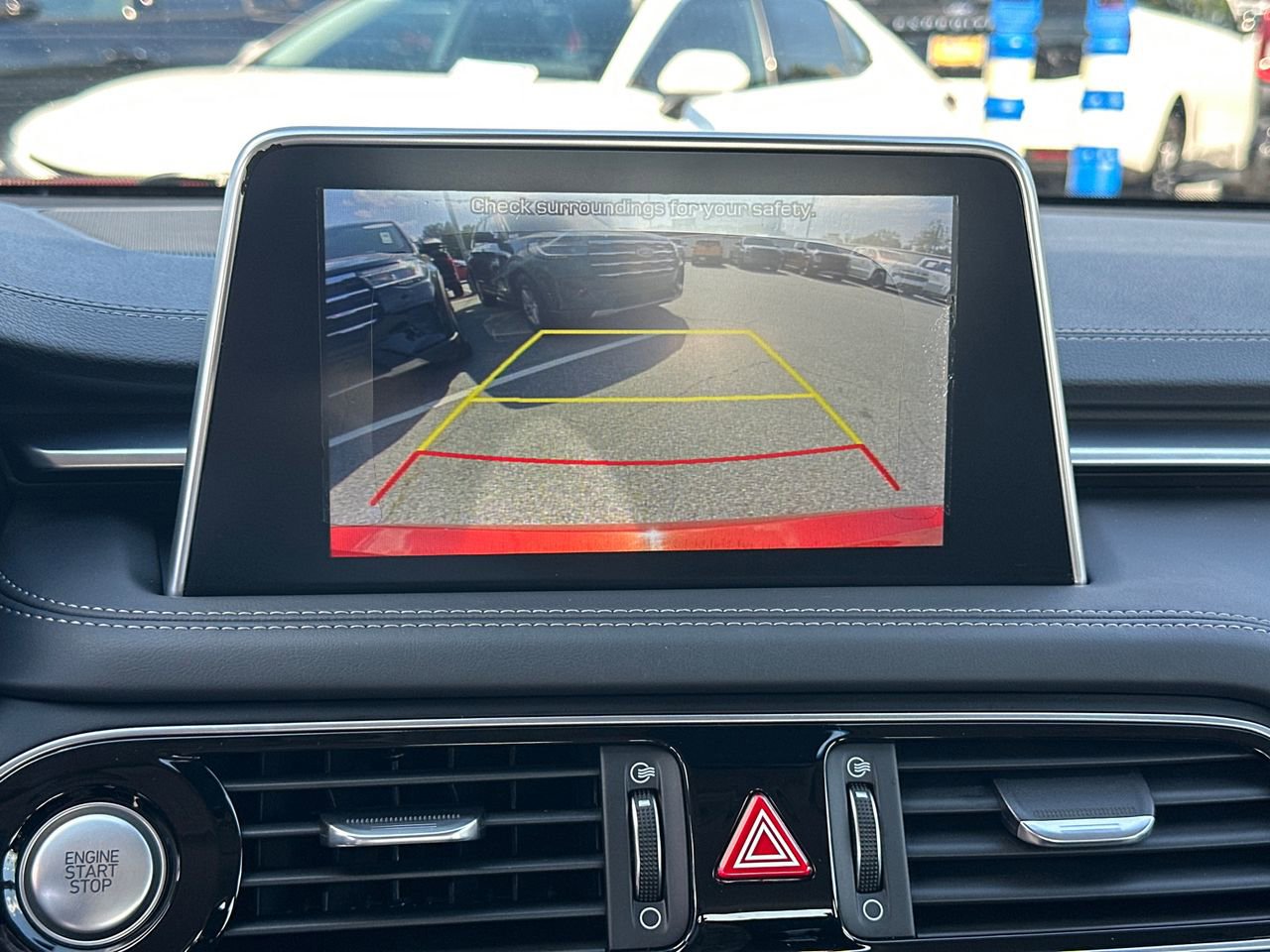 Used 2019 Genesis G70 2.0T Advanced RWD image 28
