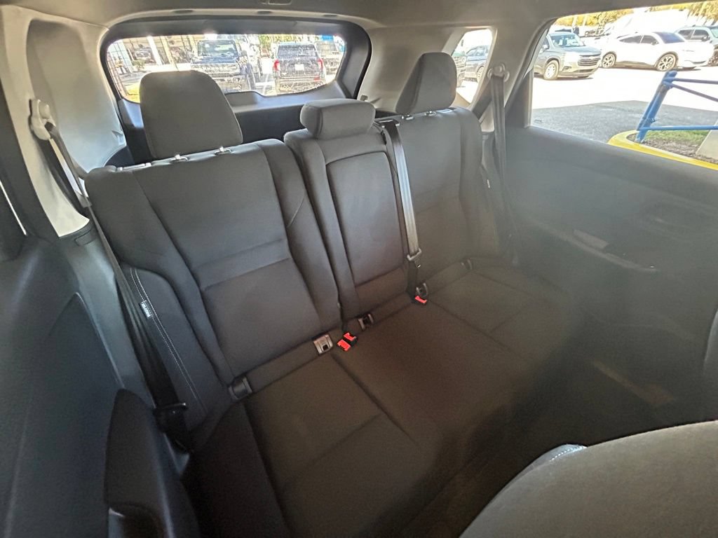 Used 2024 Nissan Rogue S AWD/4WD image 30