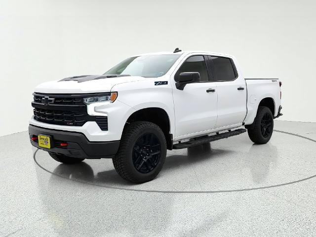 Used 2023 Chevrolet Silverado 1500 LT Trail Boss w/ Protection Package AWD/4WD image 3