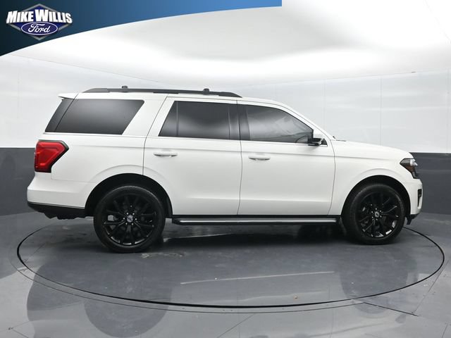 Certified 2022 Ford Expedition XLT RWD image 8