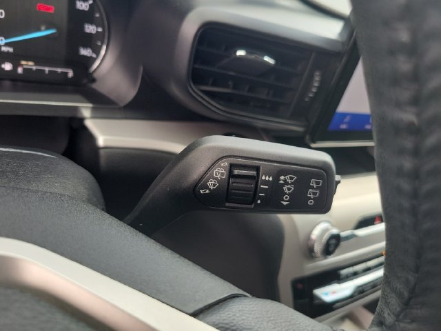 Certified 2023 Ford Explorer XLT RWD image 27