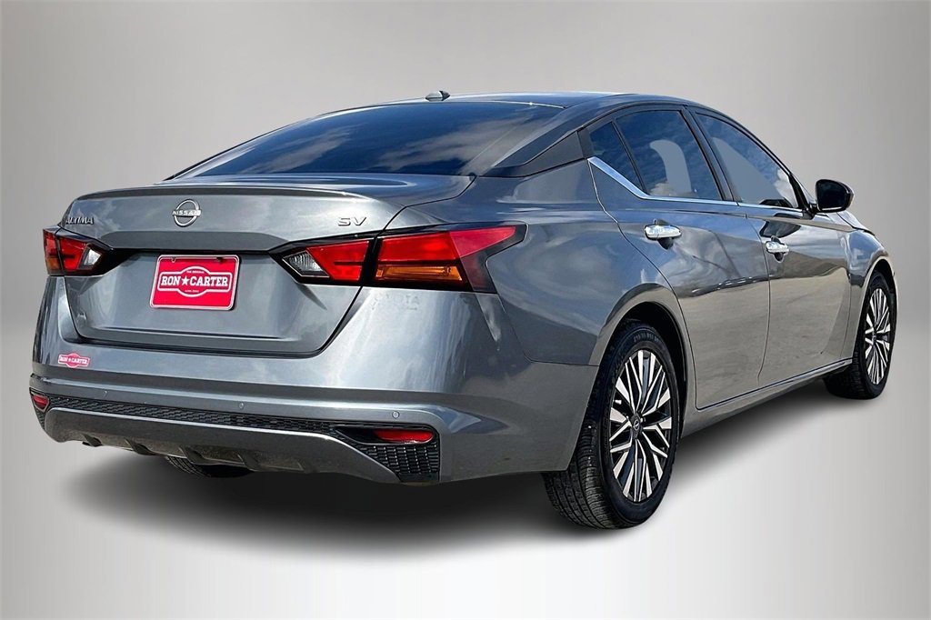 Used 2023 Nissan Altima 2.5 SV image 4