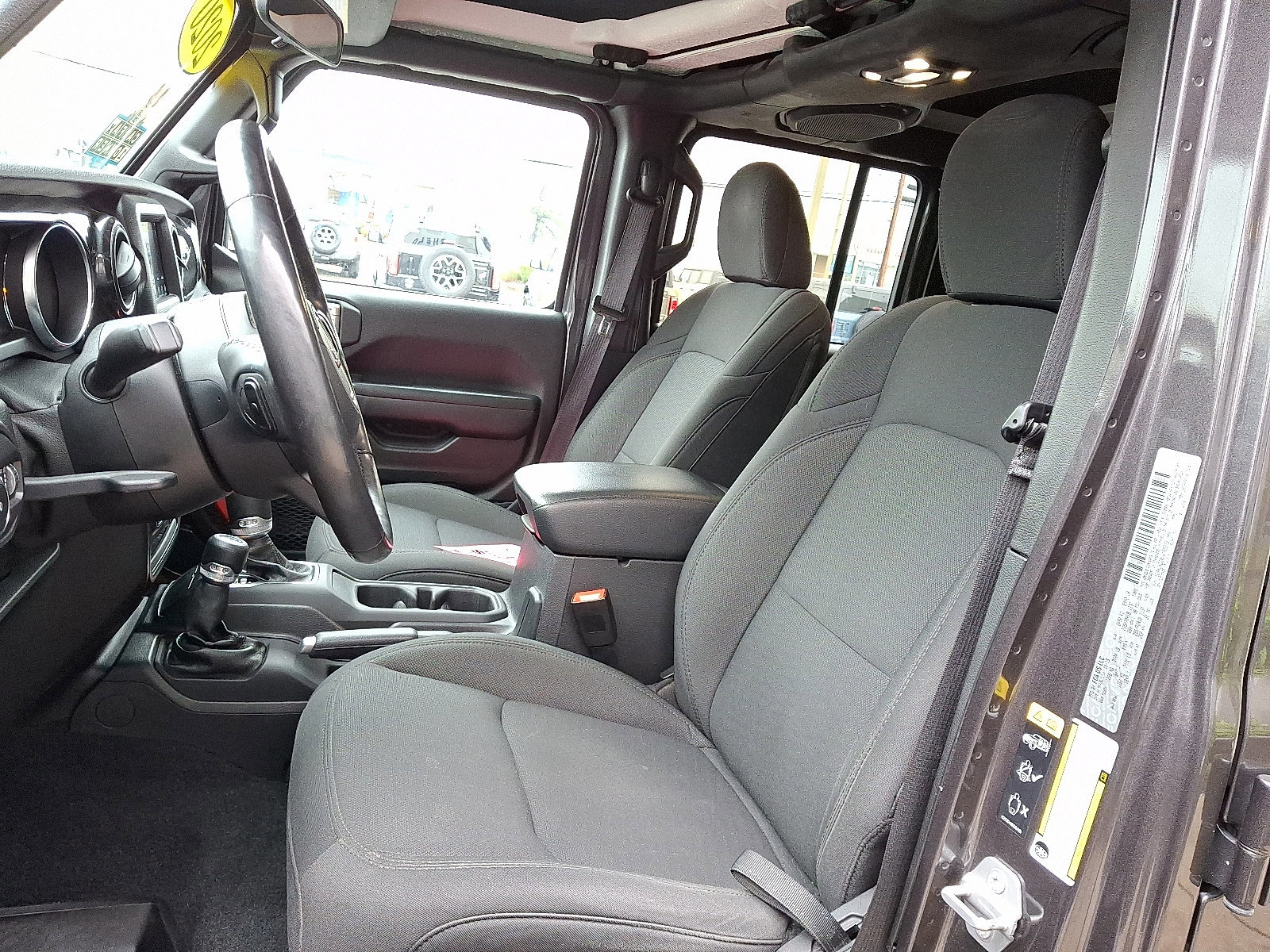 Used 2020 Jeep Wrangler Unlimited Sport image 15