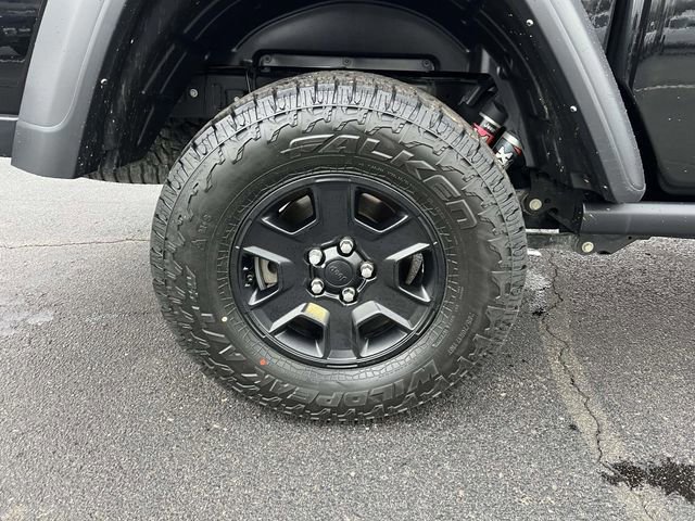 Used 2022 Jeep Gladiator Mojave w/ Cold Weather Group image 11