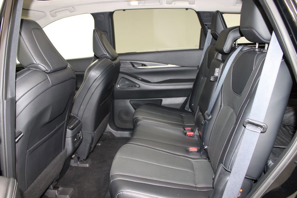 Used 2022 INFINITI QX60 Sensory w/ Cargo Package image 25