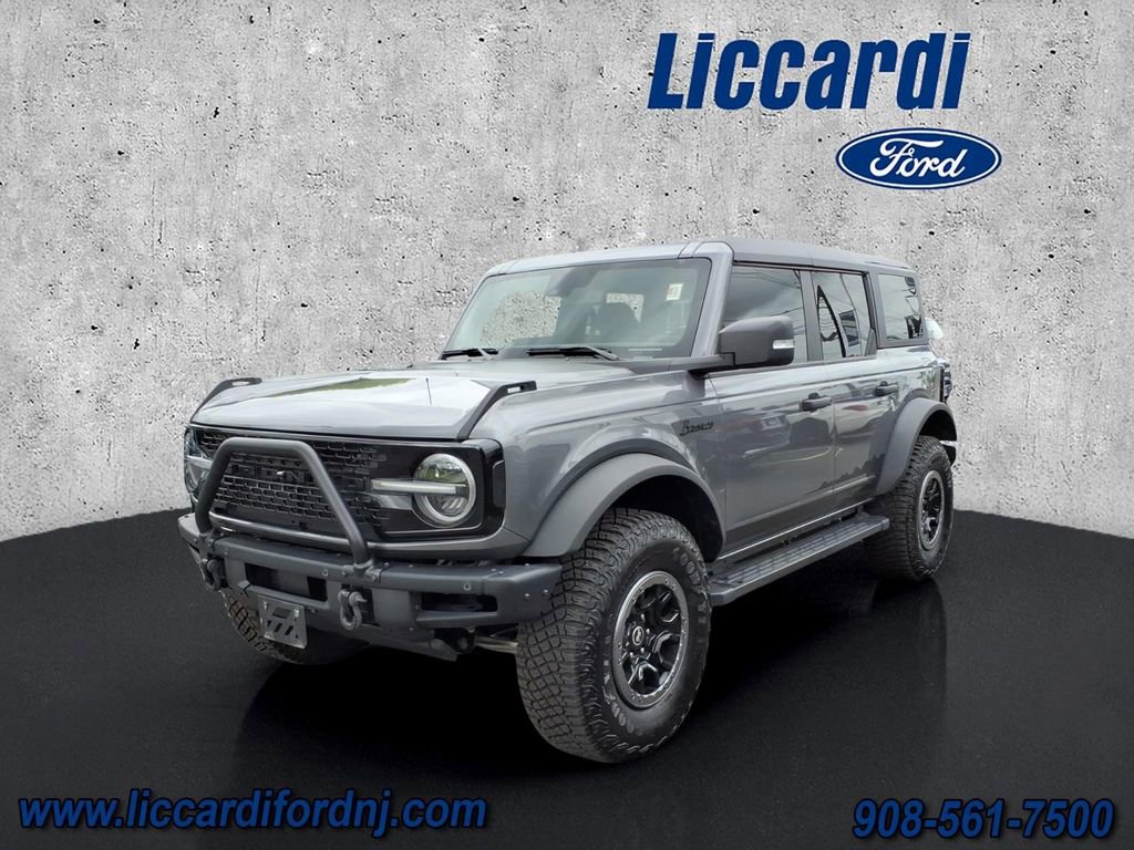 Certified 2024 Ford Bronco Wildtrak AWD/4WD image 3
