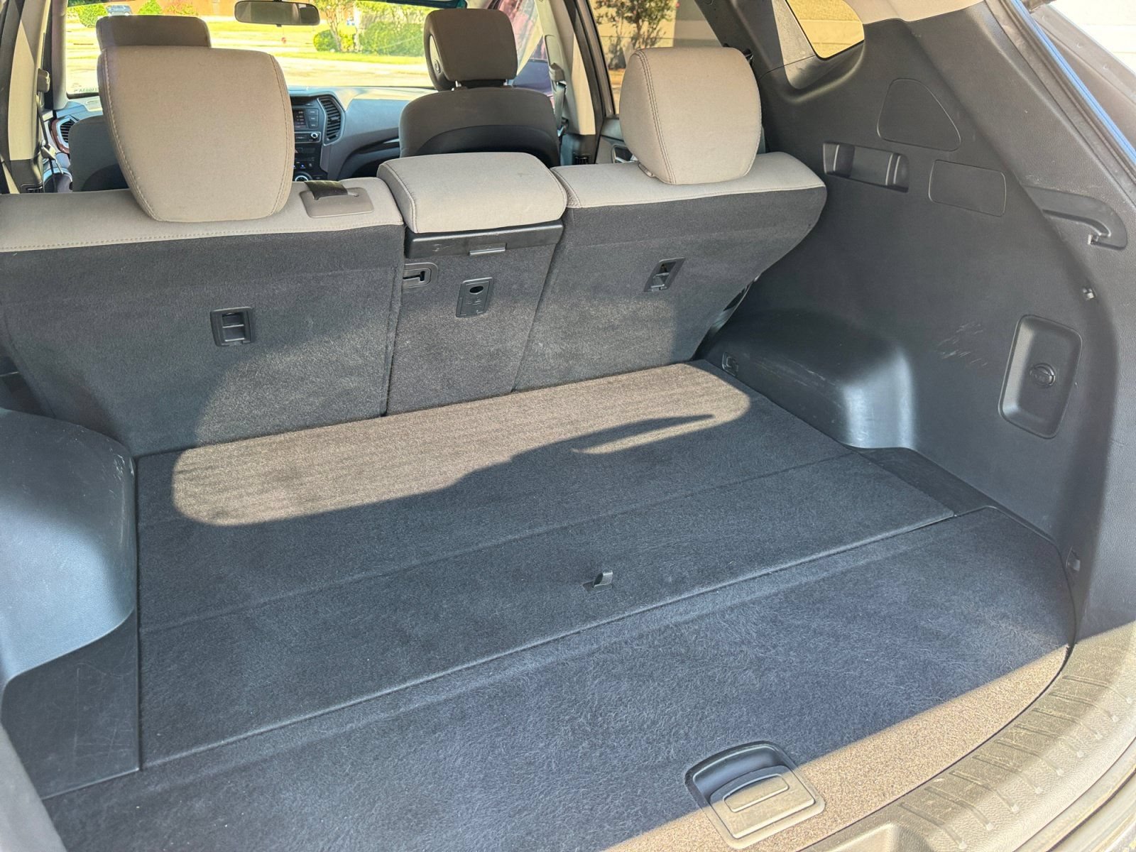 Used 2018 Hyundai Santa Fe Sport FWD image 16