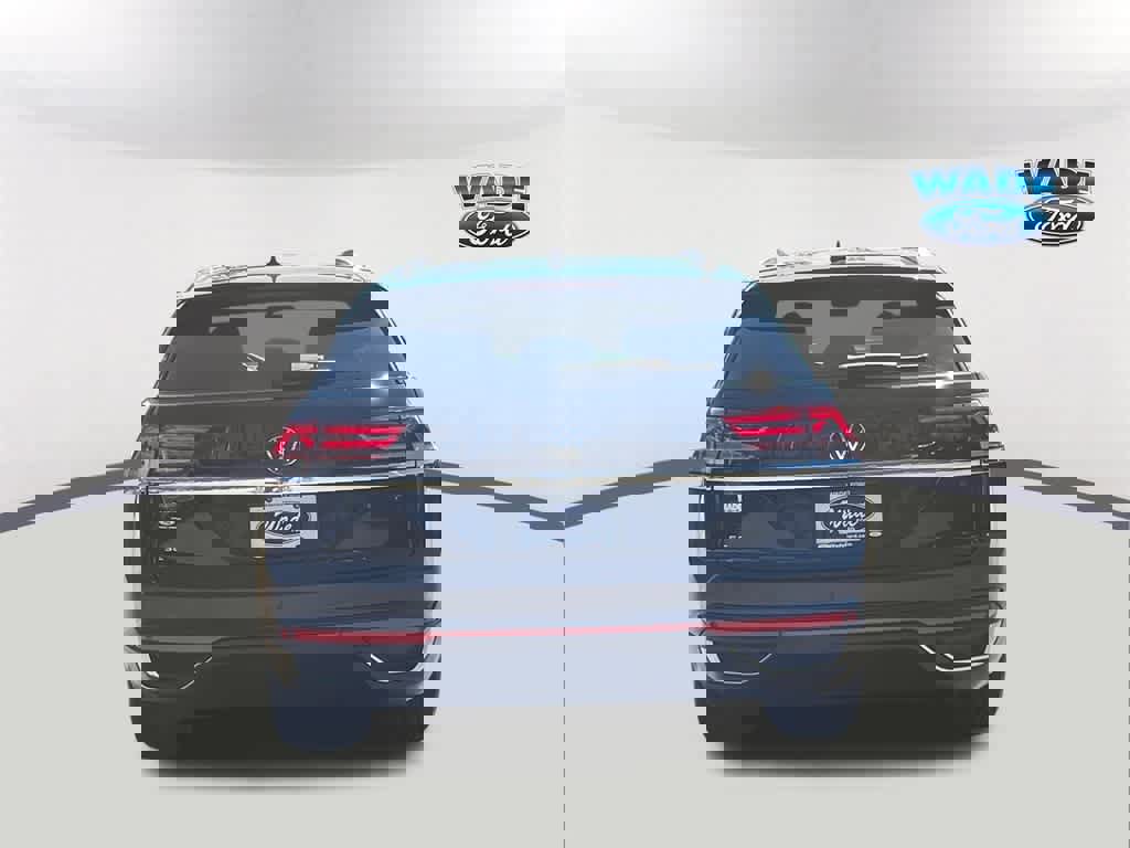 Used 2020 Volkswagen Atlas Cross Sport SE w/ Panoramic Sunroof Package image 6