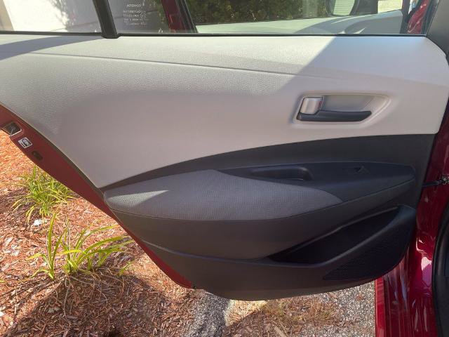 Used 2022 Toyota Corolla LE FWD image 24
