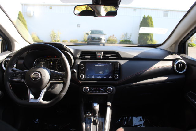 Used 2024 Nissan Versa SR FWD image 6