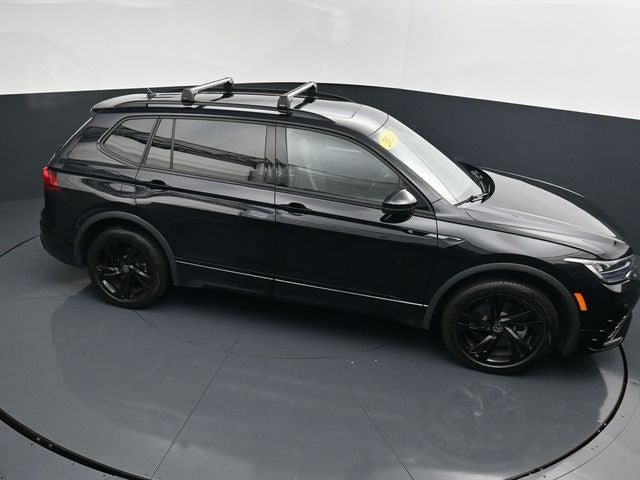 Used 2023 Volkswagen Tiguan SE R-Line FWD image 29