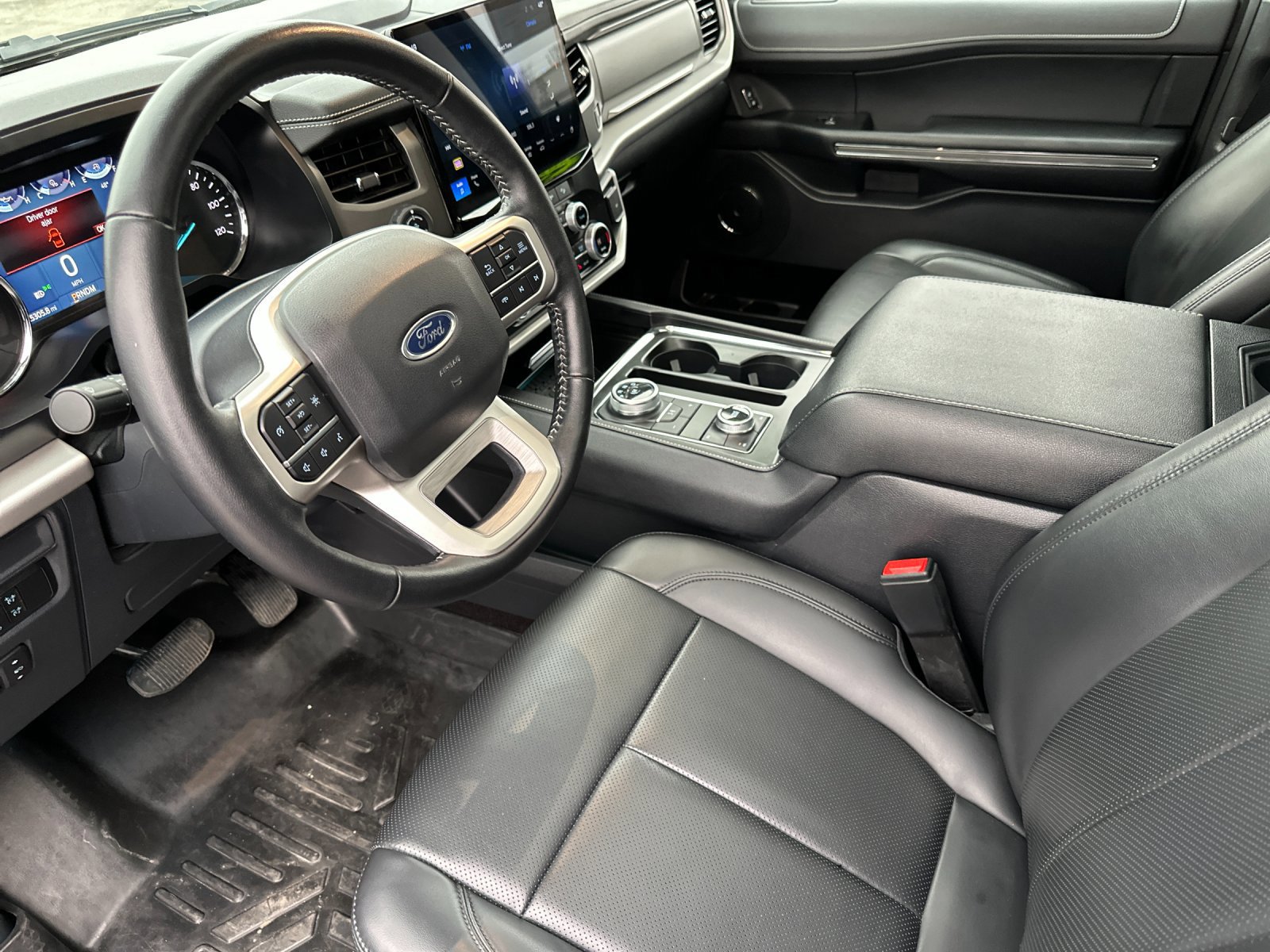 Certified 2022 Ford Expedition XLT image 11
