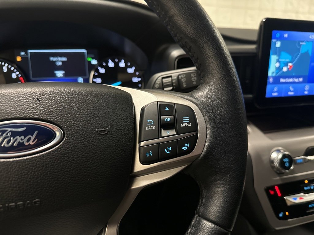 Certified 2022 Ford Explorer XLT w/ Equipment Group 202A image 27