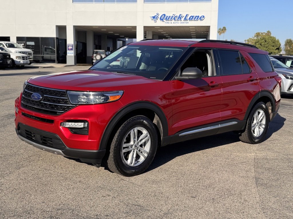 Certified 2022 Ford Explorer XLT w/ Equipment Group 202A image 7