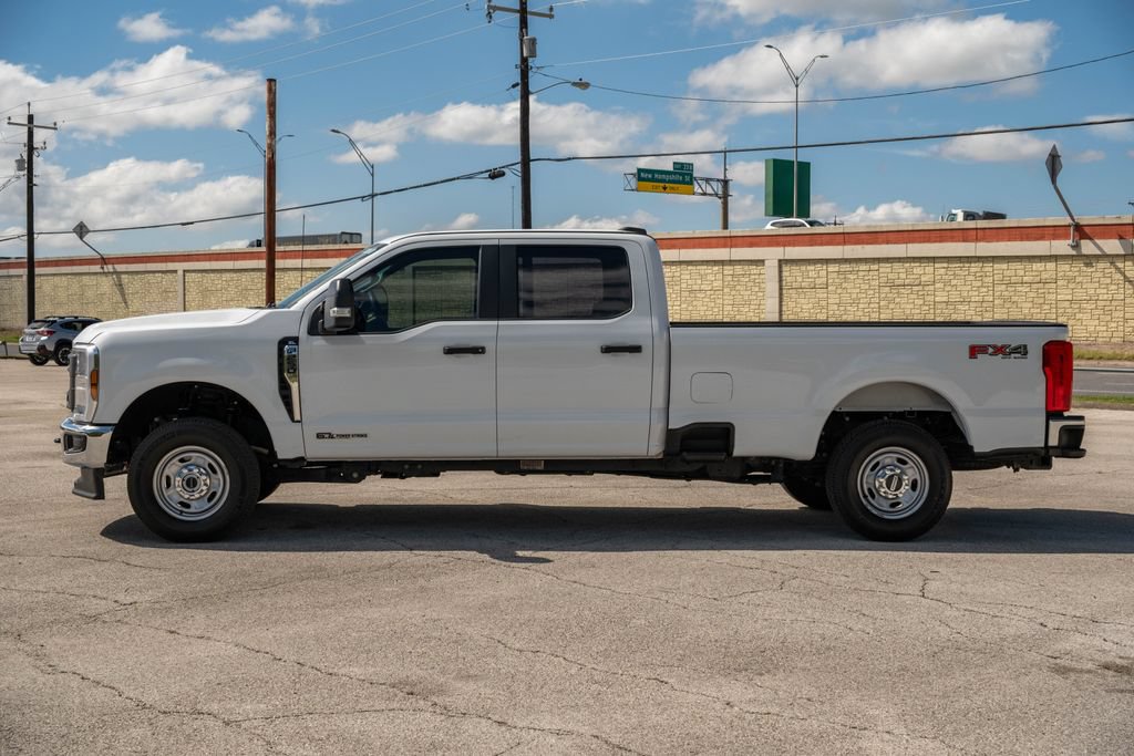 Certified 2025 Ford F250 XL AWD/4WD image 6