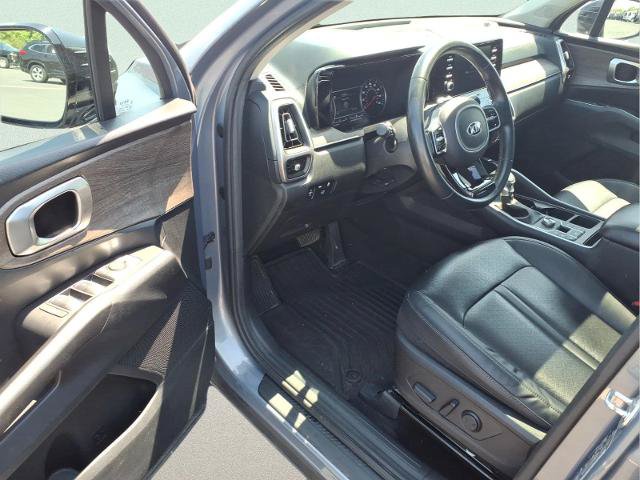 Used 2021 Kia Sorento EX w/ Panoramic Sunroof Package AWD/4WD image 9