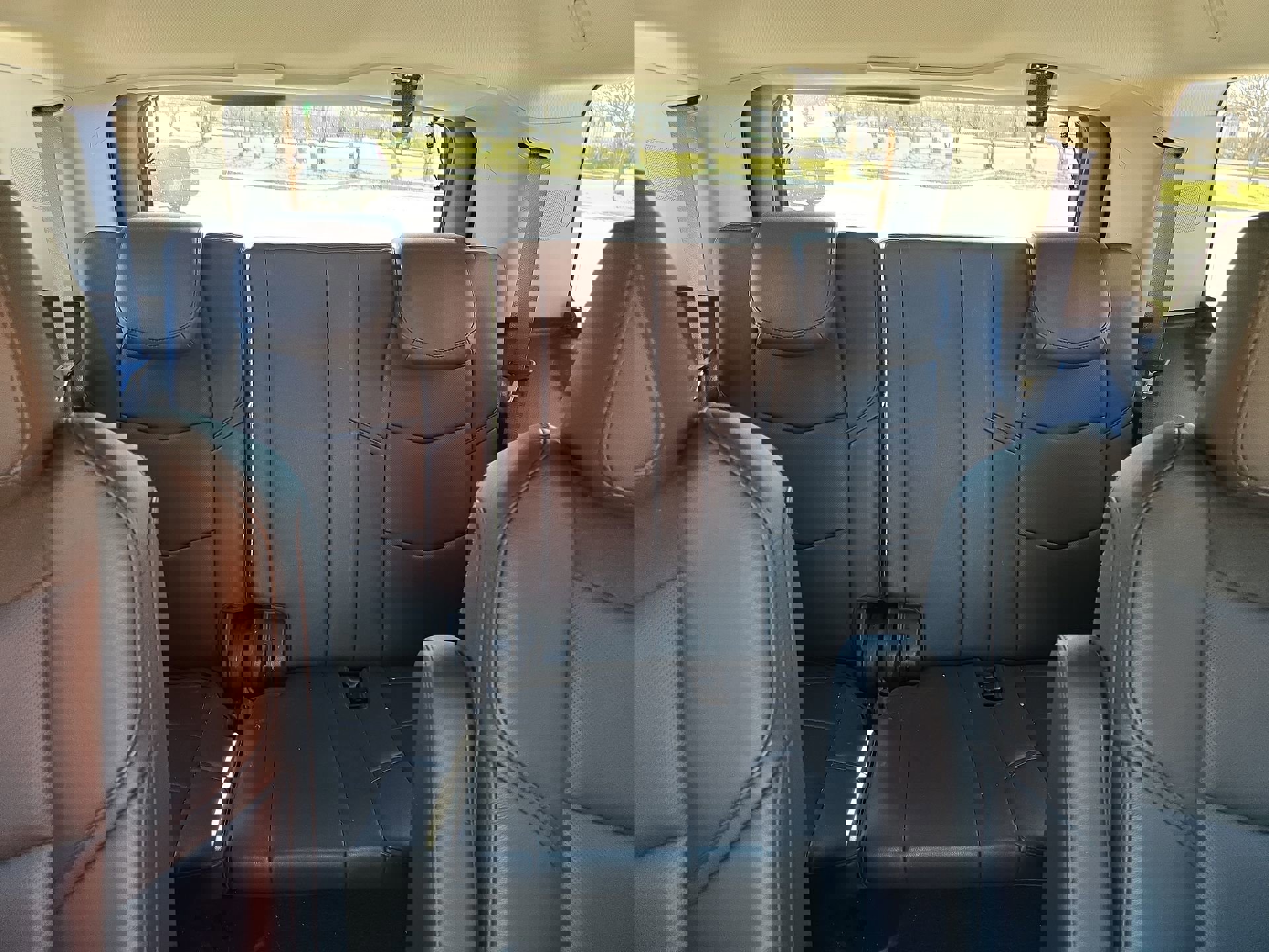 Used 2017 Cadillac Escalade Luxury image 23