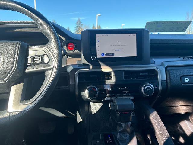 Used 2024 Toyota Tacoma TRD Off-Road AWD/4WD image 40