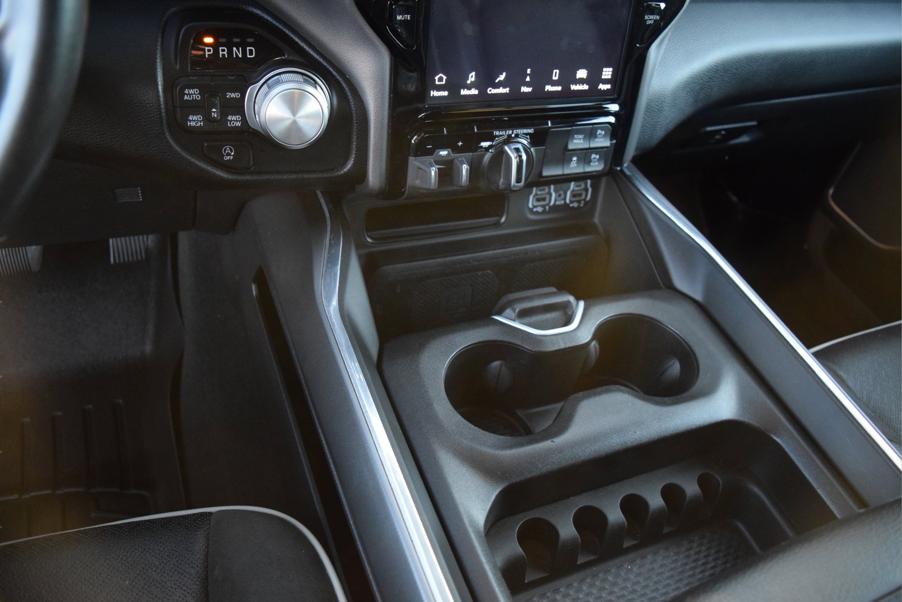 Used 2023 RAM 1500 Laramie image 13