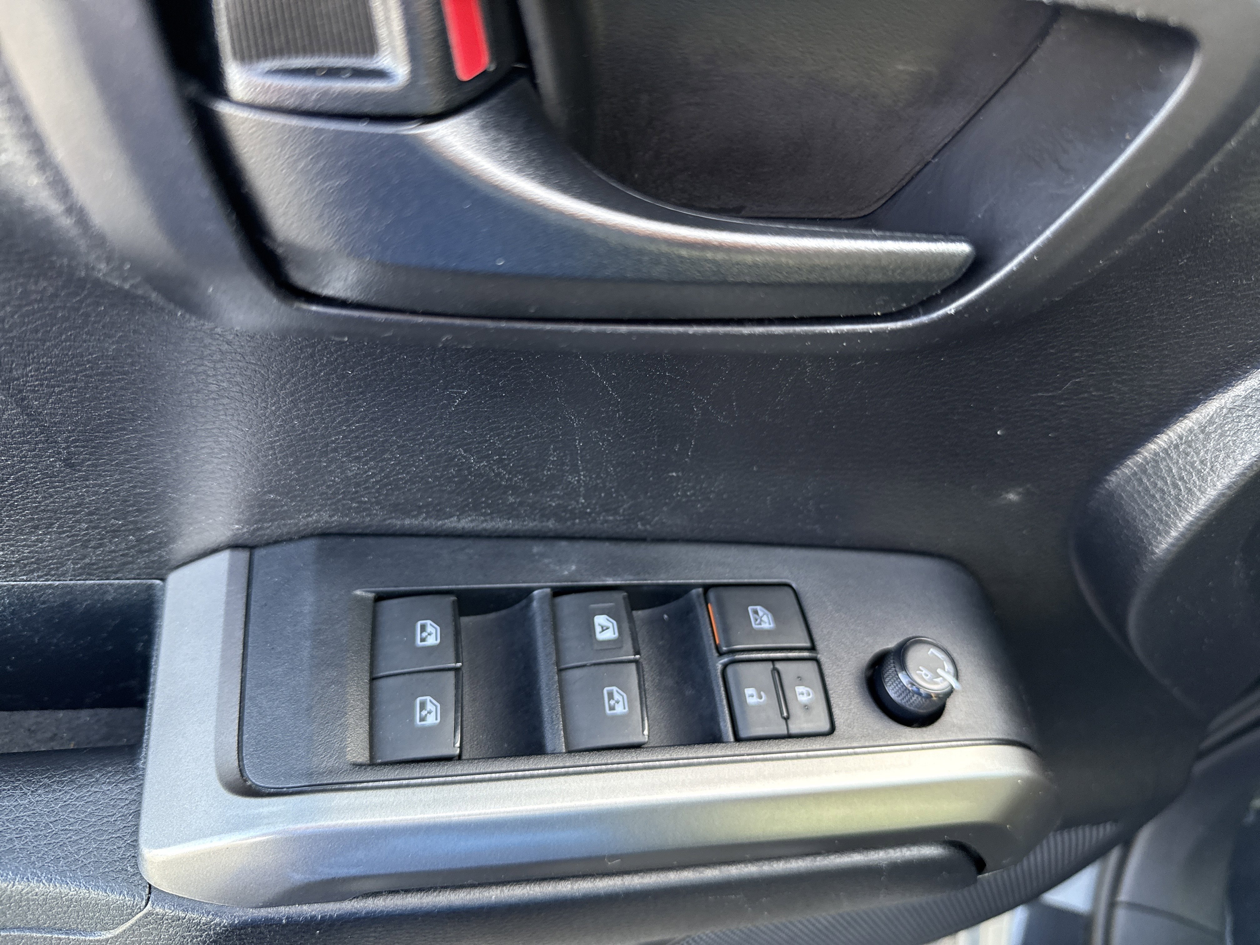 Used 2020 Toyota Tacoma SR5 image 14