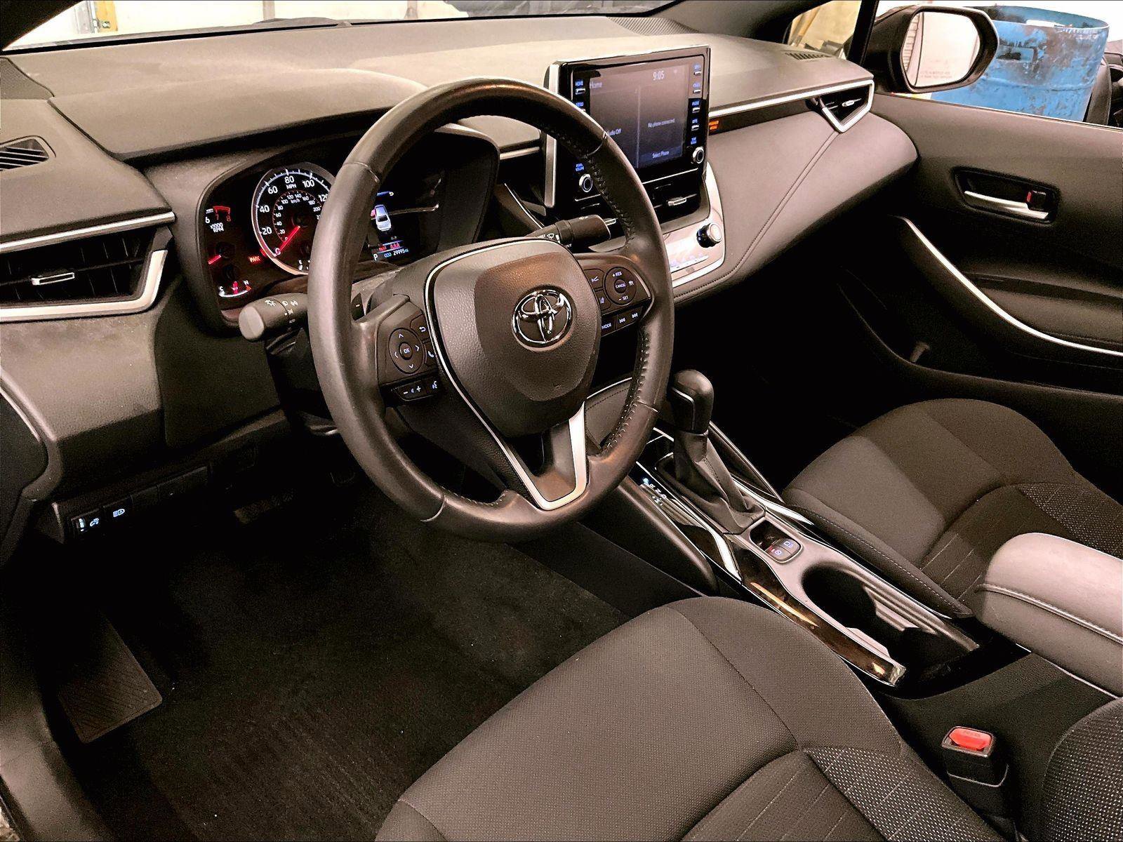 Used 2020 Toyota Corolla SE FWD image 12