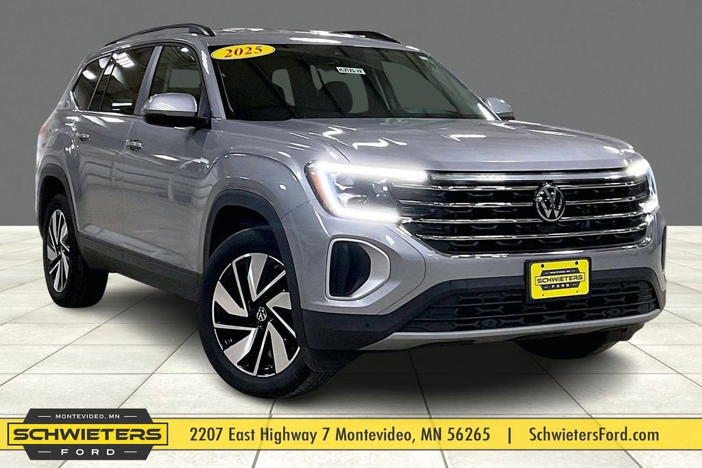 Used 2025 Volkswagen Atlas SE image 5