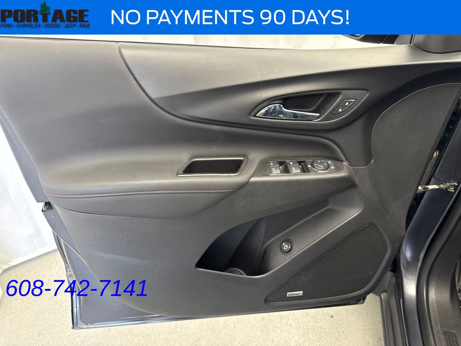 Used 2022 Chevrolet Equinox RS w/ RS Leather Package AWD/4WD image 12