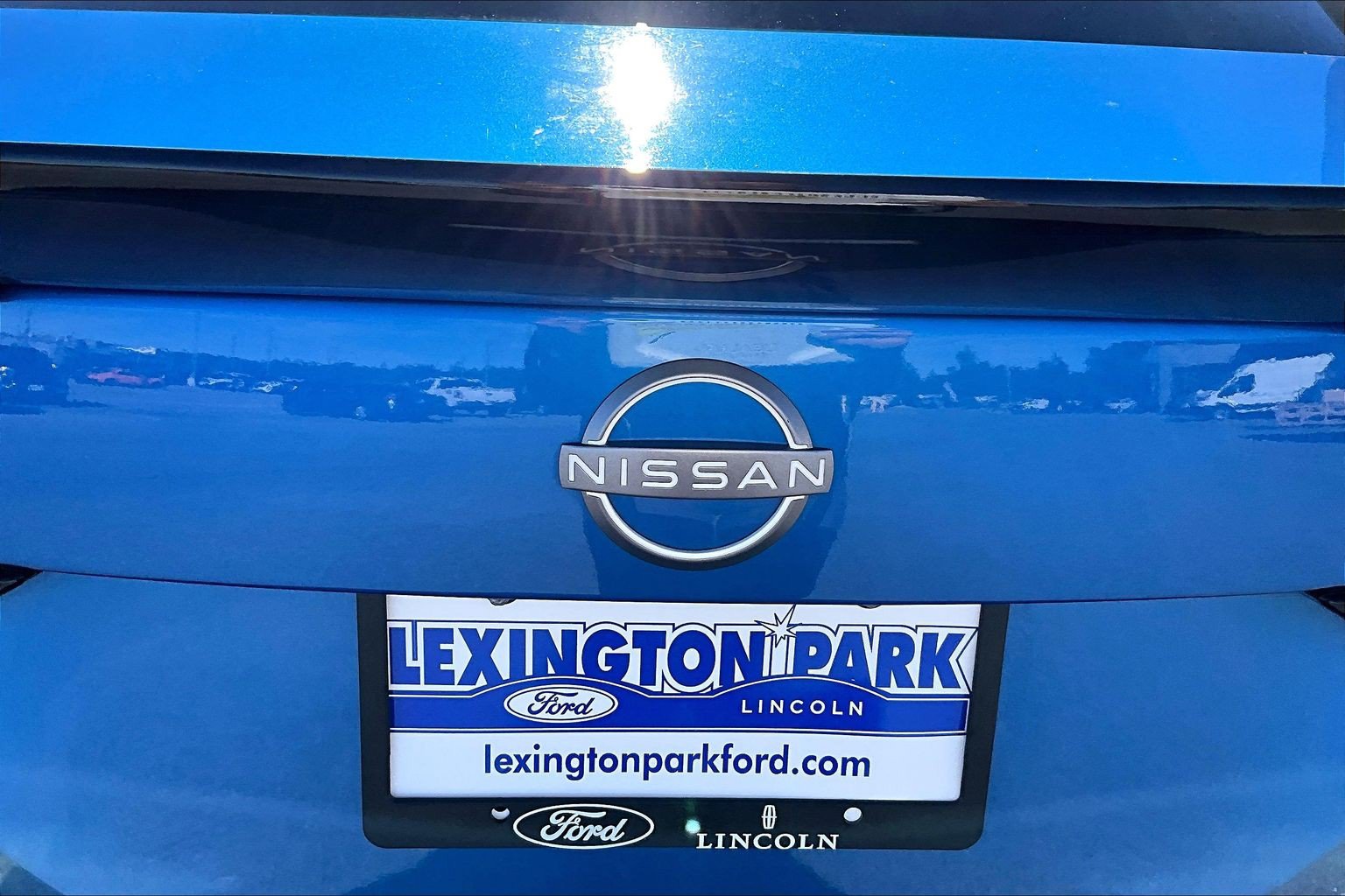 Used 2025 Nissan Sentra SV w/ SV Premium Package FWD image 24