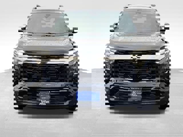 Used 2025 Chevrolet Equinox ACTIV image 8