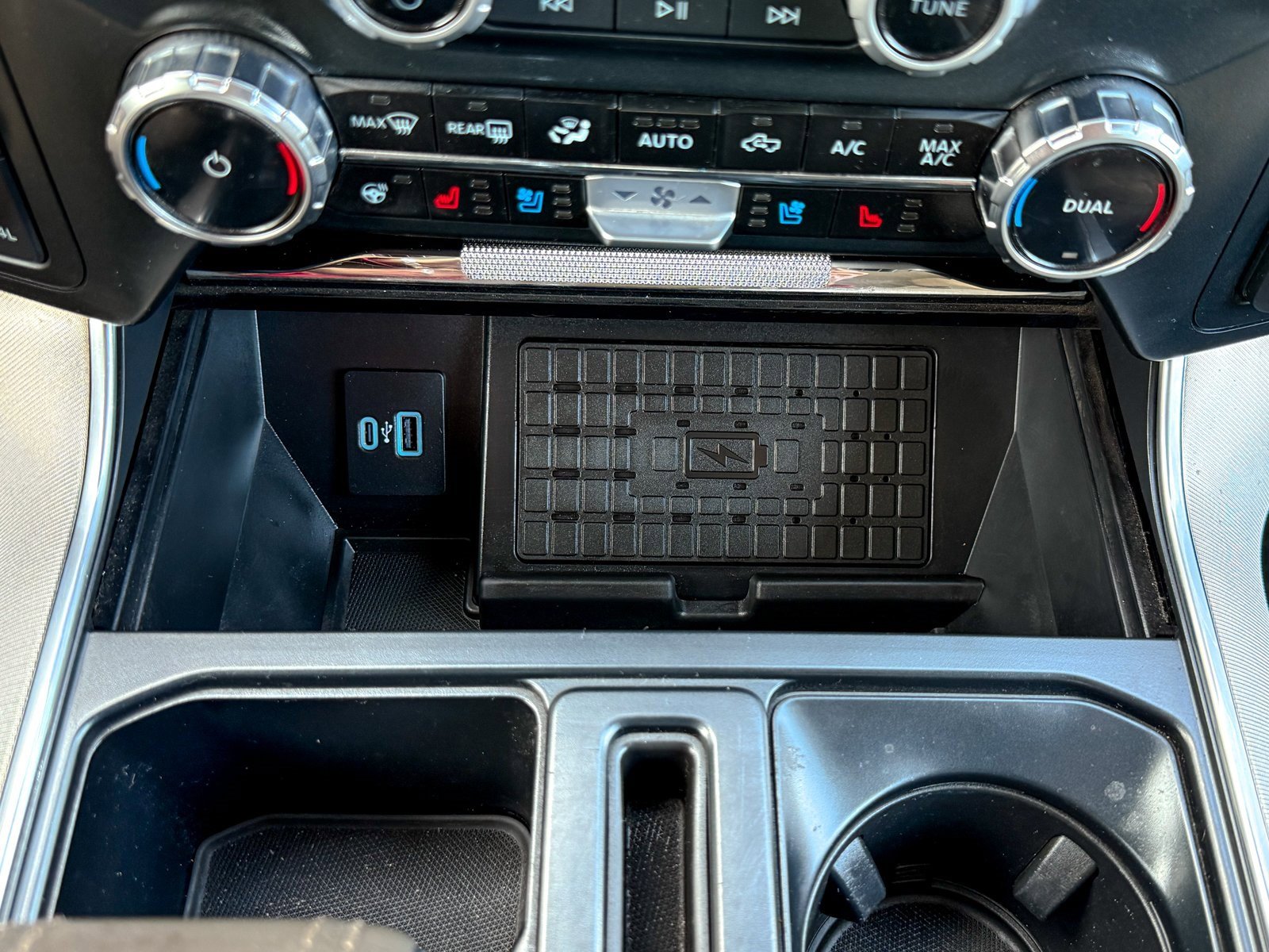 Certified 2024 Ford F150 Platinum w/ Equipment Group 703A Plus image 31