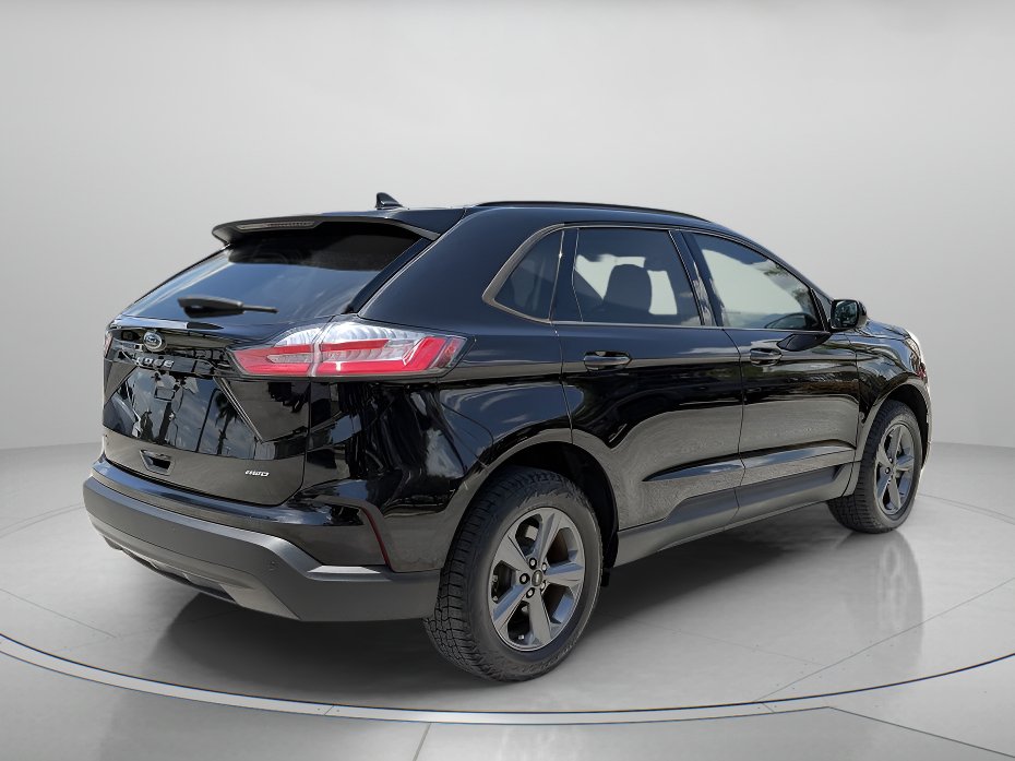 Certified 2023 Ford Edge SEL w/ Sport Appearance Package AWD/4WD image 3