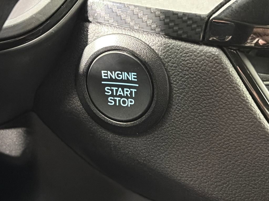 Certified 2025 Ford Escape ST-Line Select image 22