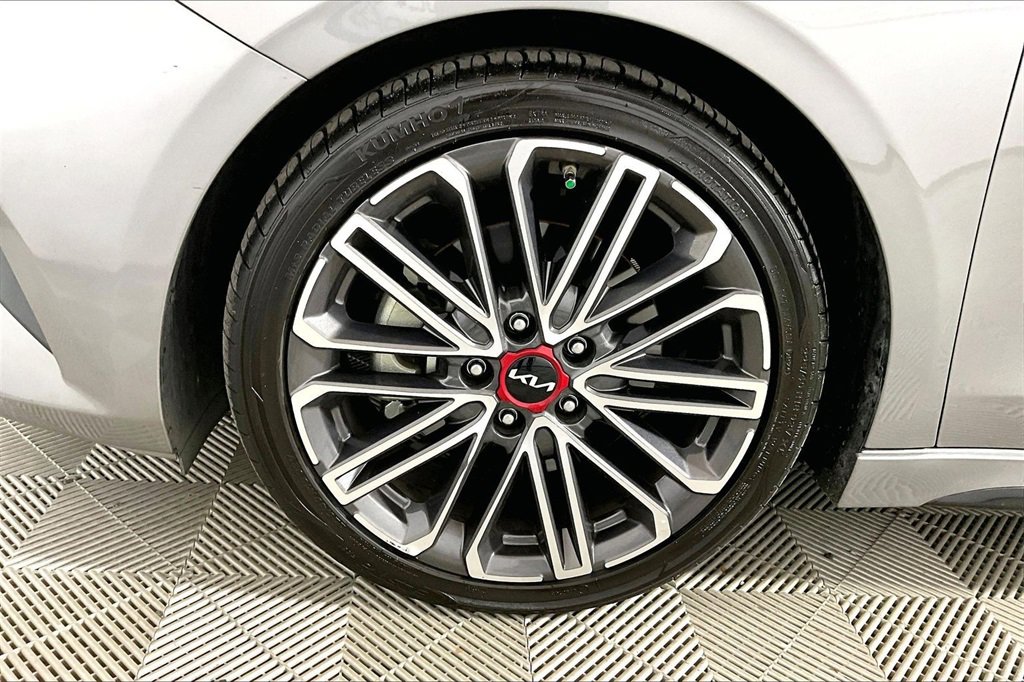 Used 2023 Kia Forte GT w/ GT2 Package image 7