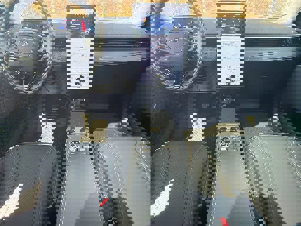 Certified 2023 Ford Mustang Mach-E Premium image 19